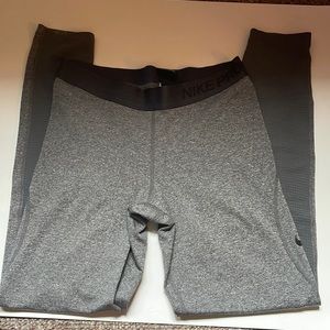 NIKE PRO LEGGINGS
